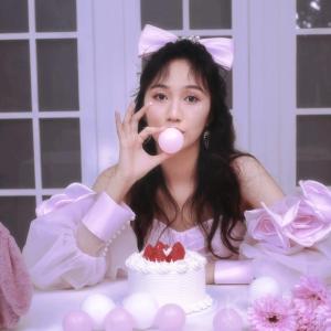 红鼻子小白