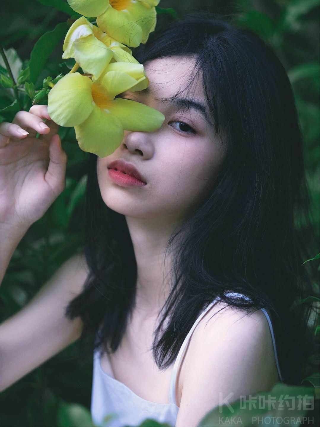 撑一把青伞