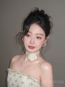 月亮爆炸了