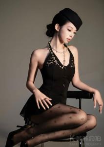 柳岸花明