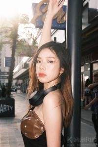L
