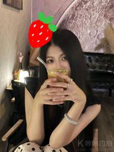 校园的玫瑰