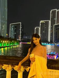 看一万次海
