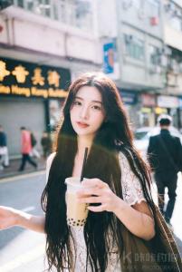 不爱哭摄影师