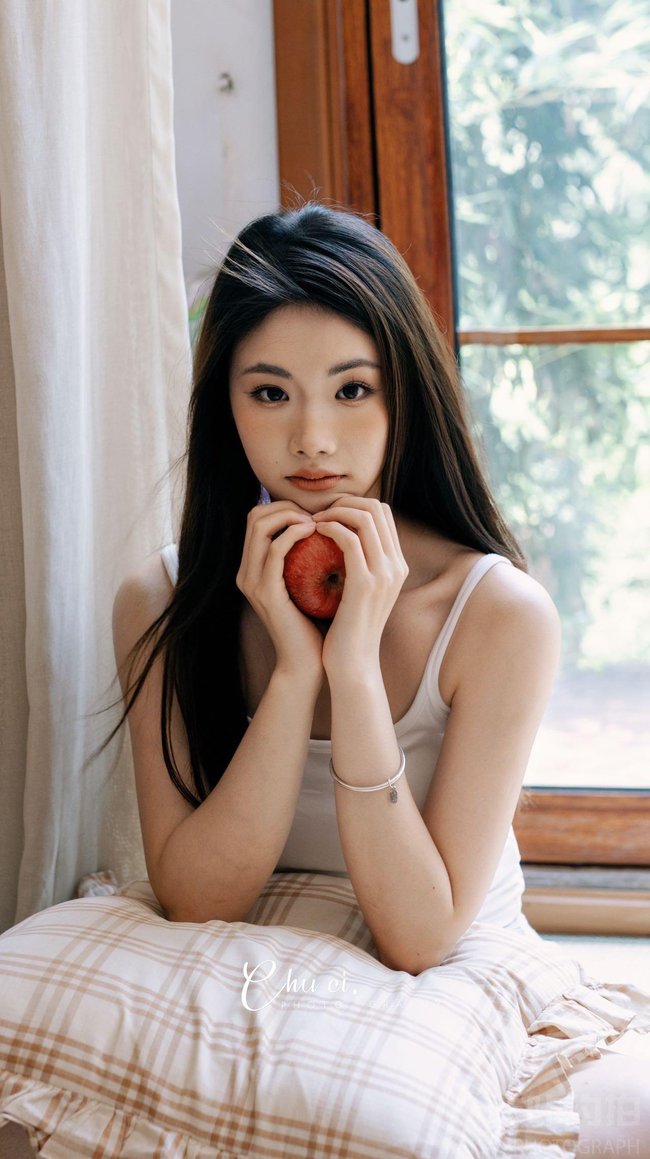 摄影师丨初辞