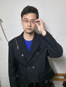 XIAO刚 