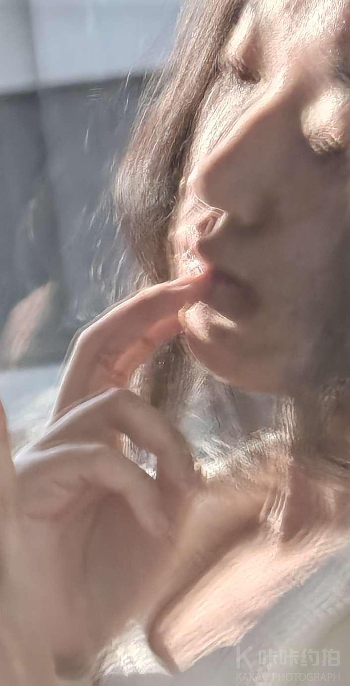 Tris欣