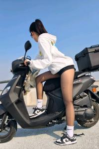 捏个小雪团s