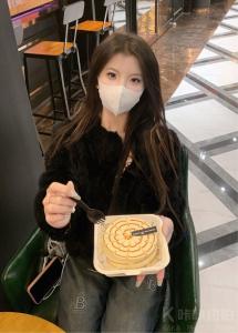甜甜莹