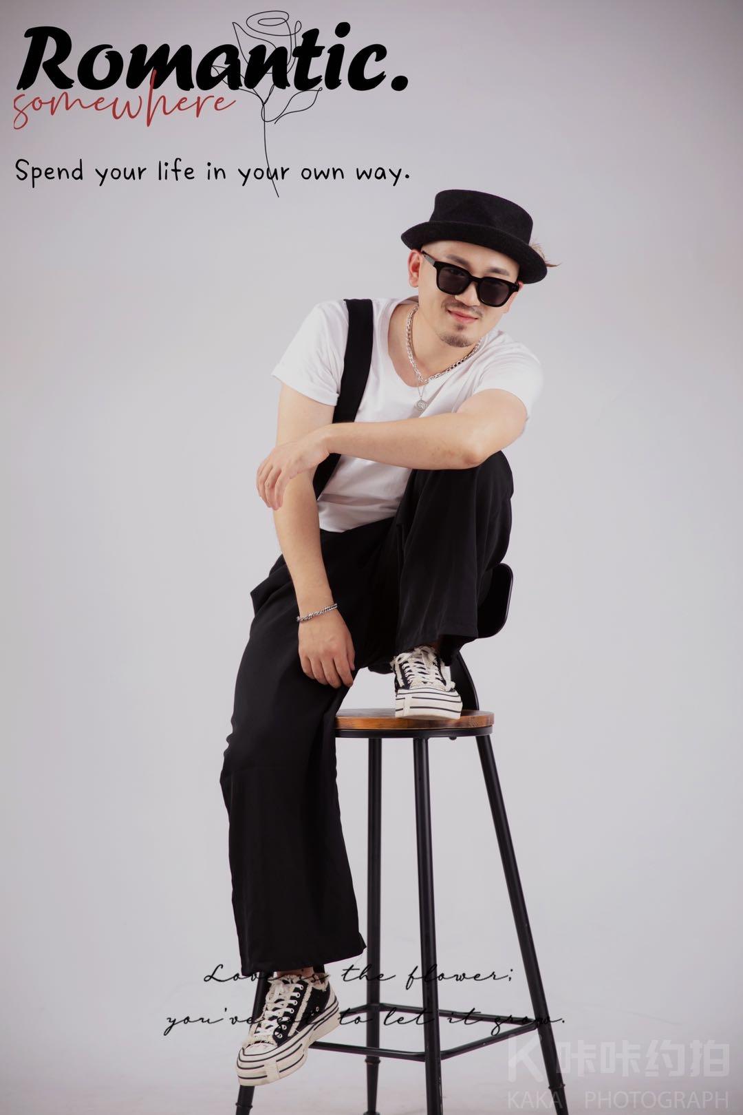 L.M 歌颂