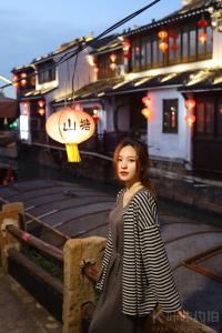 白天不与黑夜