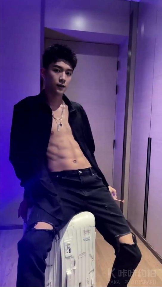 凡人