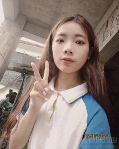 卖小女孩的秋