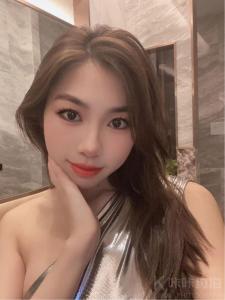 周心心