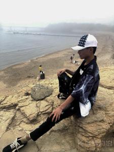 魏靖坤
