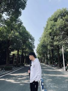 梳碧湖很美