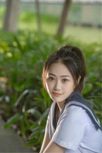 月
