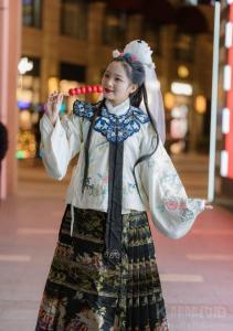 熙熙