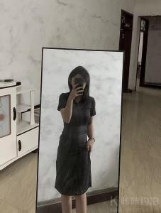 Y：