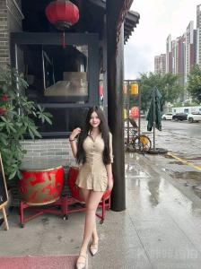 校园的玫瑰