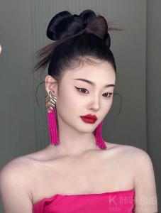 小张没吃饱
