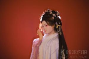 小金不会拍照