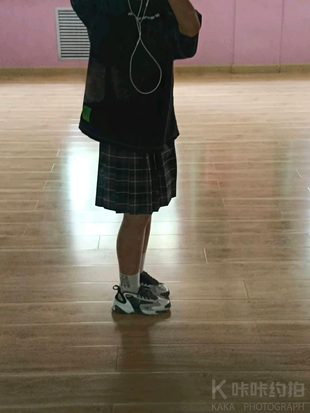 孤莫雨落