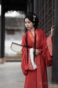 白道边