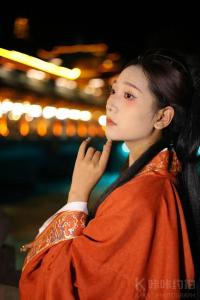 妮妮