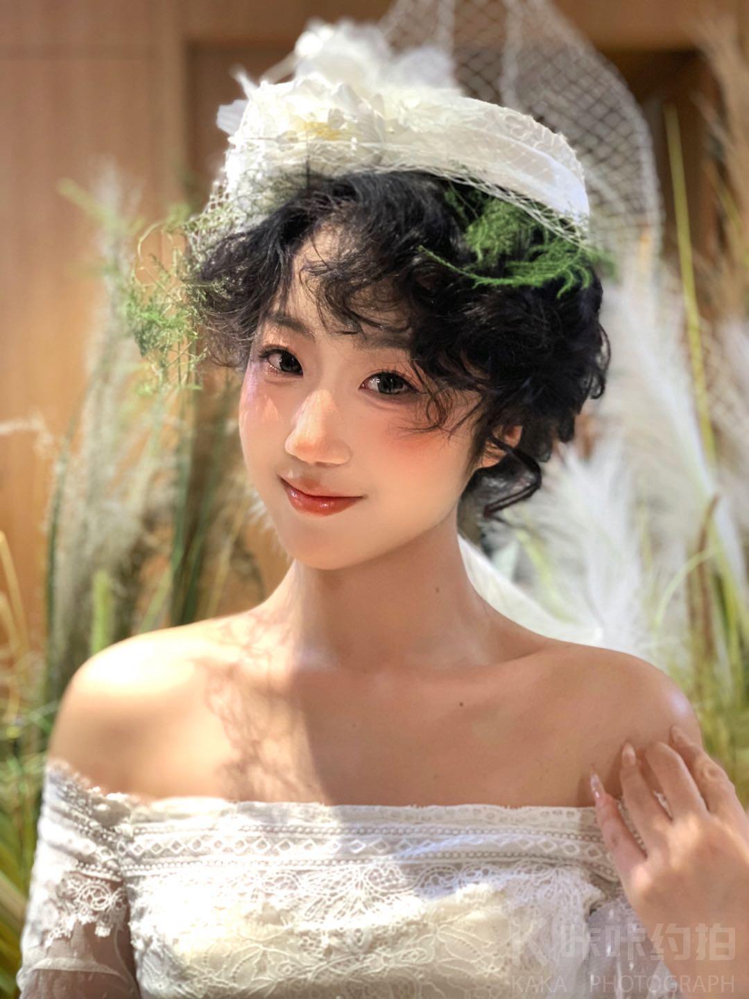 渝彤